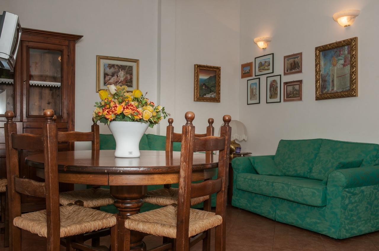 Agriturismo Il Casale Di Monica Rivotorto Exterior foto